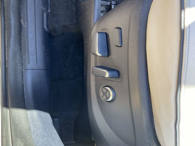 Used 2024 Hyundai Palisade Limited AWD/4WD image 14