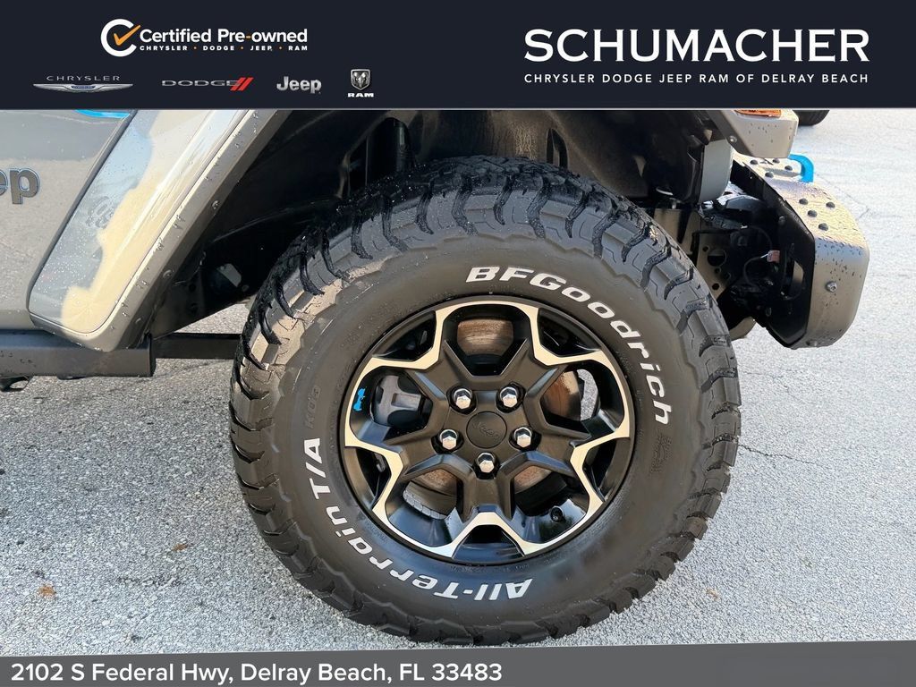 Used 2022 Jeep Wrangler Unlimited Rubicon 4xe w/ Steel Bumper Group AWD/4WD image 9