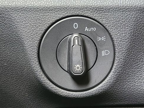 Used 2020 Volkswagen Jetta S image 21