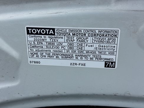 Used 2020 Toyota Prius Prime LE w/ Carpet Mat Package FWD image 20