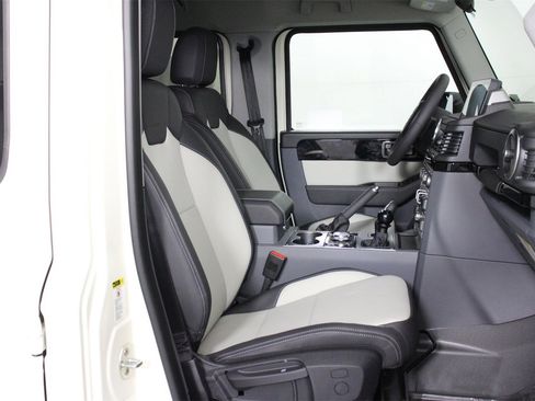 New 2025 INEOS Grenadier Fieldmaster Edition image 12