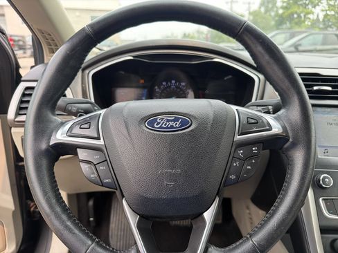 Used 2019 Ford Fusion SEL FWD image 24