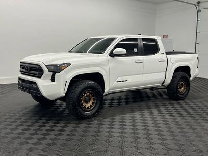 Used 2025 Toyota Tacoma SR5