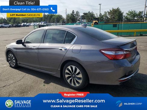 Used 2017 Honda Accord Touring image 3