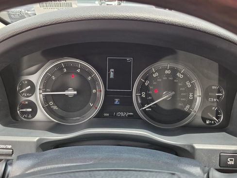 Used 2019 Toyota Land Cruiser AWD/4WD image 28