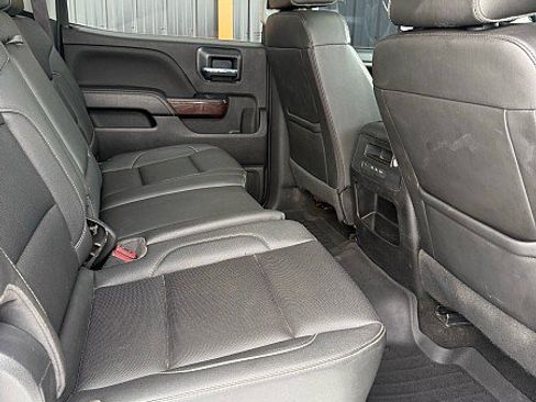 Used 2017 GMC Sierra 3500 Denali image 10