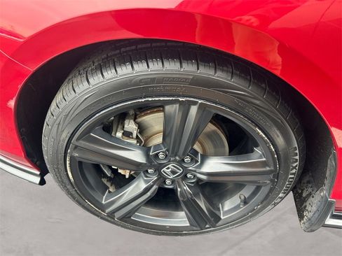 Used 2023 Honda Accord Sport image 14