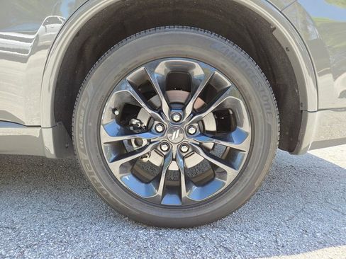 Used 2024 Dodge Durango R/T RWD image 17