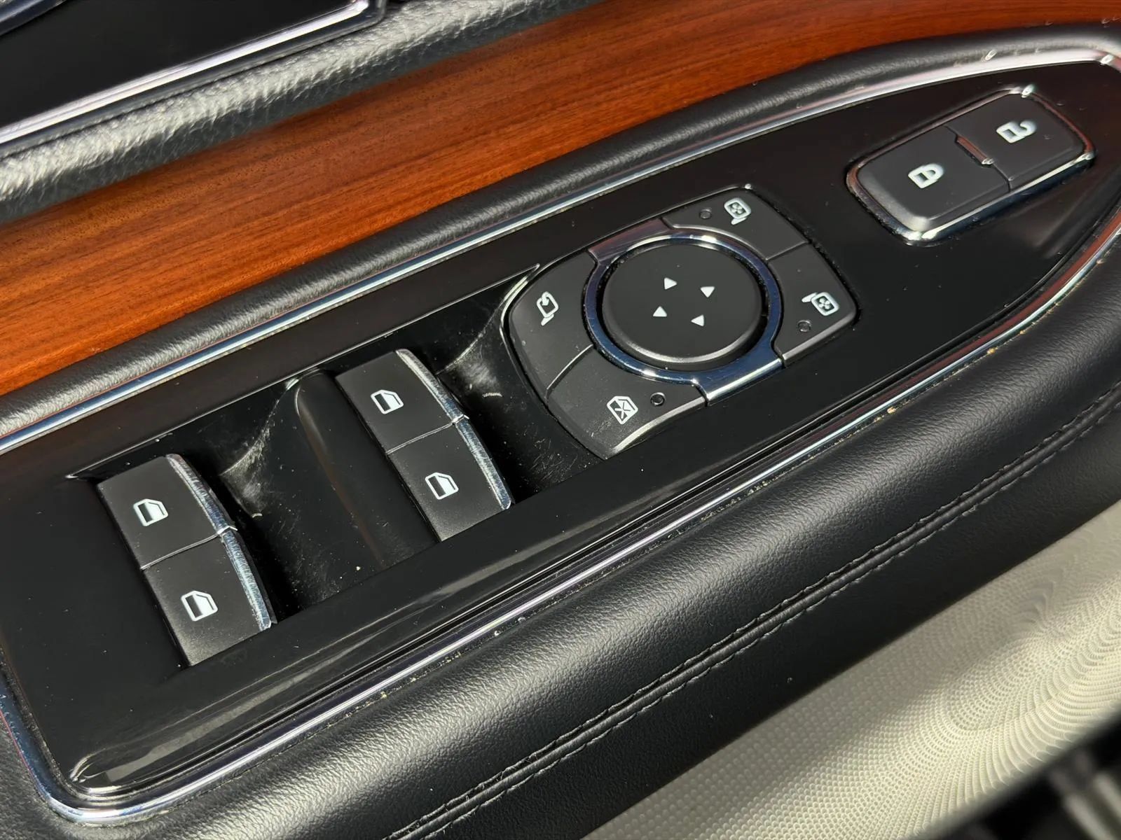 Used 2018 Lincoln Navigator Reserve w/ Technology Package AWD/4WD image 31