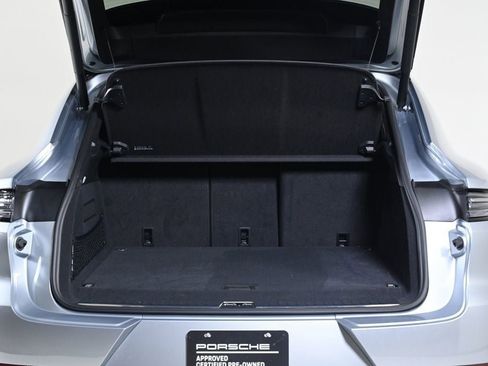 Certified 2025 Porsche Cayenne S image 25