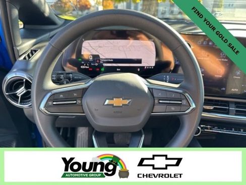 New 2026 Chevrolet Equinox EV LT image 14