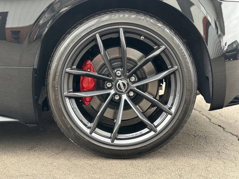 Used 2024 Nissan Z Performance w/ Floor Mat Package image 43