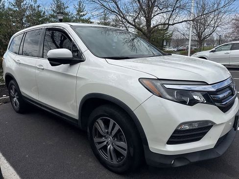 Used 2017 Honda Pilot EX-L image 3