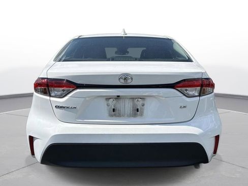 Used 2024 Toyota Corolla LE image 9