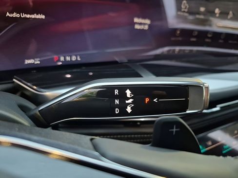 New 2026 Cadillac Escalade ESV Sport AWD/4WD image 42