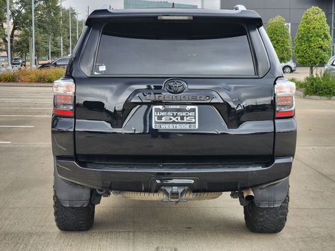 Used 2015 Toyota 4Runner SR5 Premium image 6