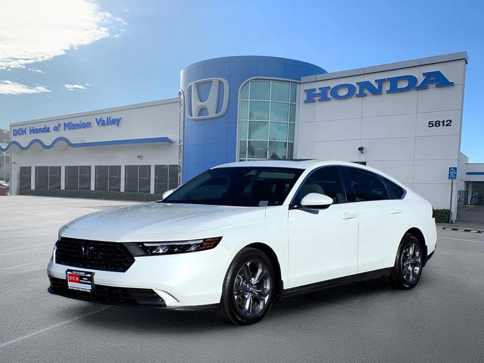 Used 2023 Honda Accord EX image 1