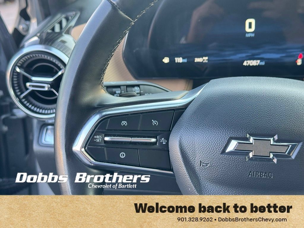 Used 2025 Chevrolet Equinox ACTIV AWD/4WD image 19