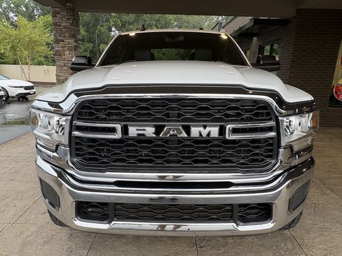 Used 2021 RAM 2500 Tradesman w/ Chrome Appearance Group AWD/4WD image 3