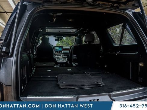 Used 2021 Lincoln Navigator L Reserve RWD image 31