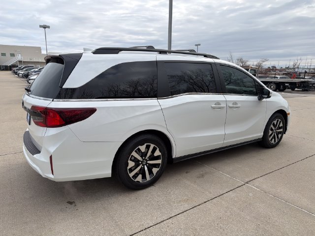 New 2026 Honda Odyssey EX-L image 5