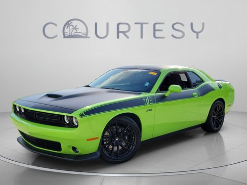 Used 2019 Dodge Challenger R/T Scat Pack w/ T/A Package RWD image 1