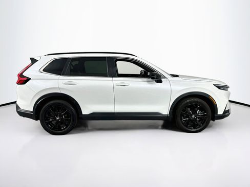 Used 2024 Honda CR-V Sport Touring image 4