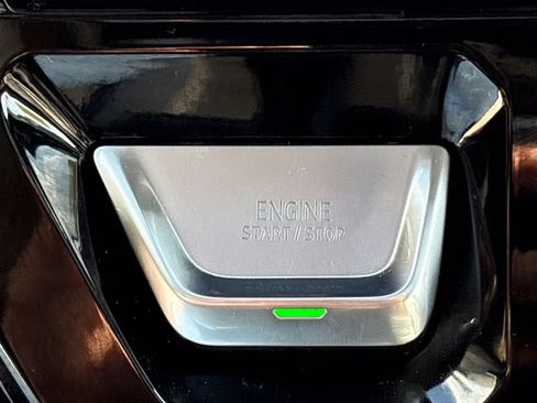 Used 2024 GMC Sierra 1500 Denali AWD/4WD image 36