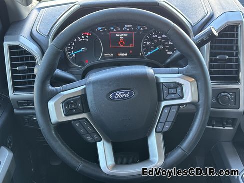 Used 2020 Ford F350 Lariat image 29