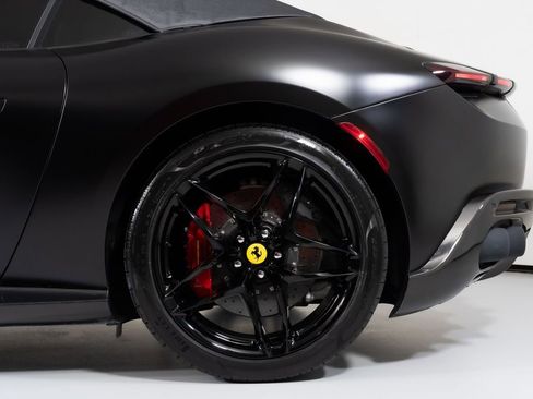 Used 2025 Ferrari Roma Spider image 13