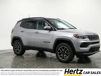 Used 2025 Jeep Compass Trailhawk video 1