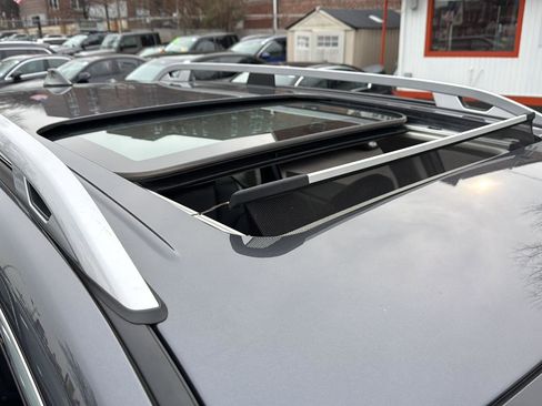 Used 2024 Subaru Forester Touring image 12