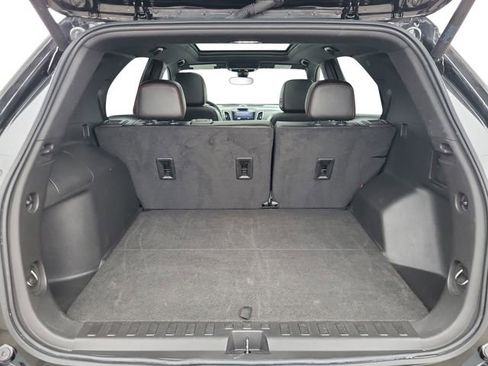 Used 2023 Chevrolet Equinox RS w/ RS Leather Package image 24