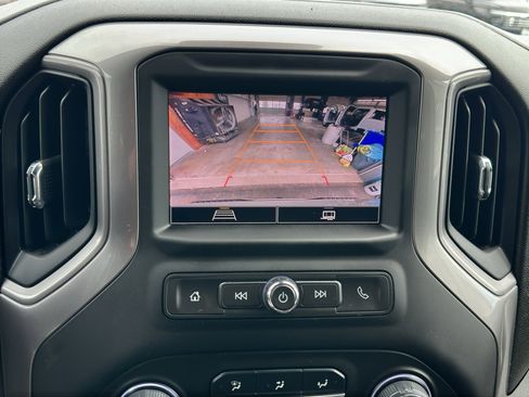 Used 2022 Chevrolet Silverado 1500 Custom AWD/4WD image 12