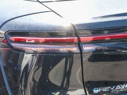 Used 2024 Toyota Crown XLE w/ Carpet Mat Package (TMS) image 10