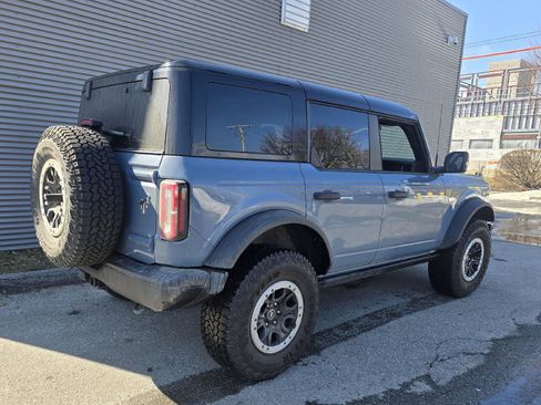 Used 2025 Ford Bronco Badlands image 3