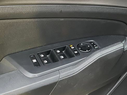 Used 2026 Kia Sportage LX FWD image 6