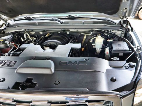 Used 2019 GMC Yukon Denali w/ Open Road Package AWD/4WD image 71