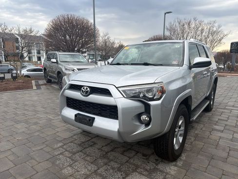 Used 2017 Toyota 4Runner SR5 image 34