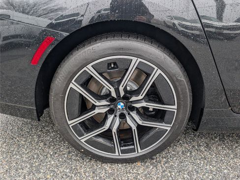 Used 2023 BMW 760i xDrive w/ Parking Assistance Package image 9