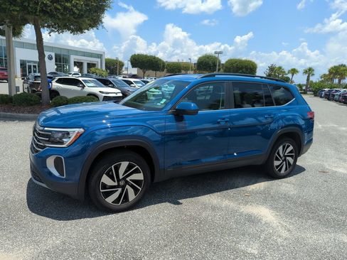 Certified 2026 Volkswagen Atlas SE FWD image 13