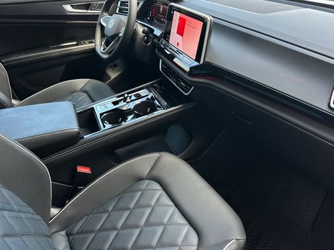 New 2026 Volkswagen Atlas Cross Sport SEL Premium R-Line AWD/4WD image 14