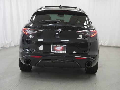 Used 2024 Alfa Romeo Stelvio Veloce AWD/4WD image 13