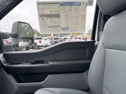 New 2026 Ford F250 XL w/ XL Driver Assist Package image 31