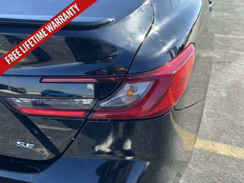 Used 2025 Toyota Camry SE FWD image 12