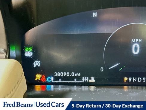 Certified 2022 Lincoln Nautilus Reserve image 14