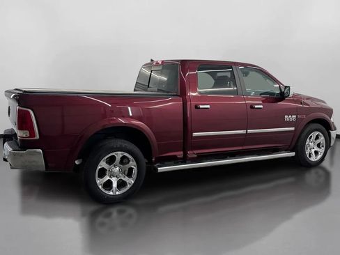 Used 2018 RAM 1500 Laramie w/ Convenience Group AWD/4WD image 11