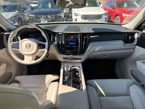 Used 2023 Volvo XC60 T8 Ultimate w/ Climate Package AWD/4WD image 5