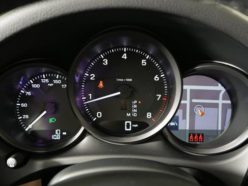 Certified 2026 Porsche Macan AWD/4WD image 21