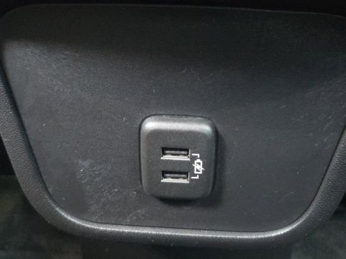 Used 2024 Chevrolet Equinox LT w/ Driver Convenience Package FWD image 19